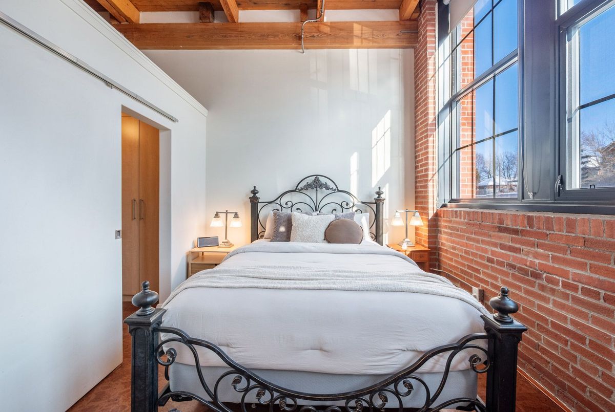 543 Timothy Street Newmarket 543 Timothy Street Newmarket