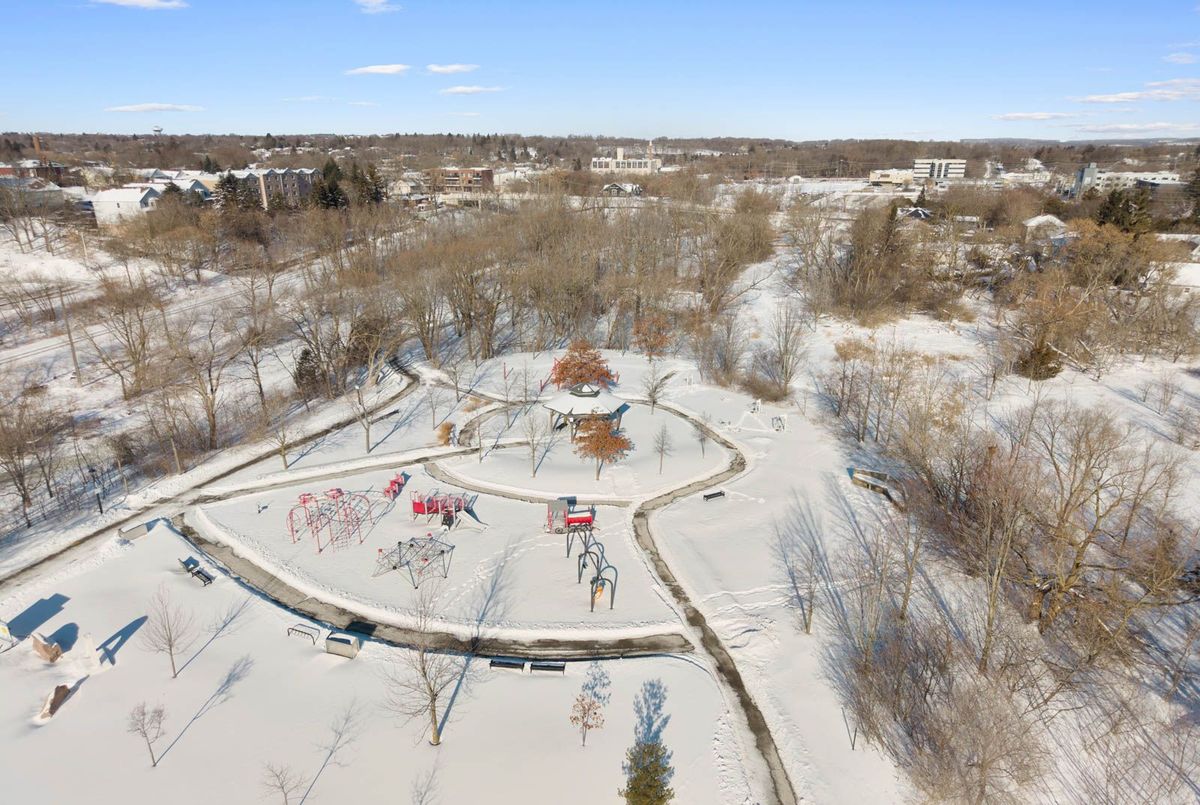 543 Timothy Street Newmarket 543 Timothy Street Newmarket