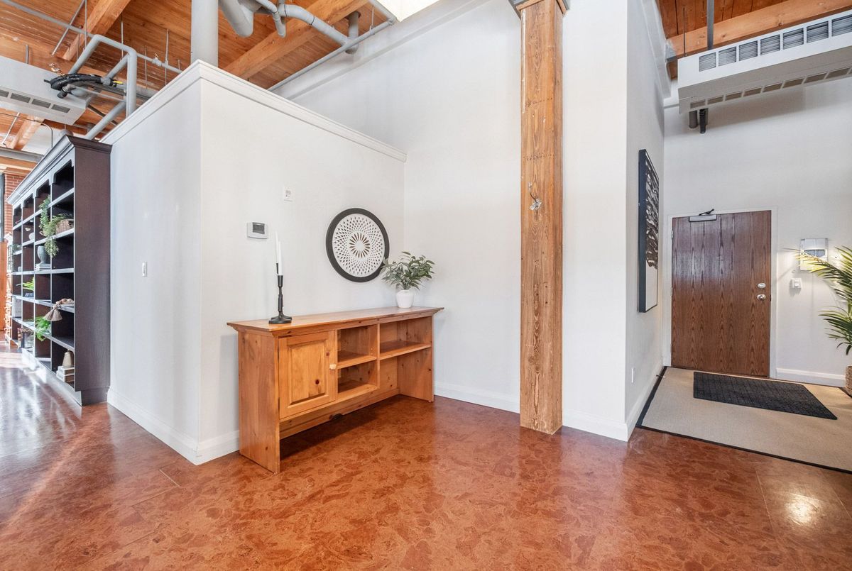 543 Timothy Street Newmarket 543 Timothy Street Newmarket