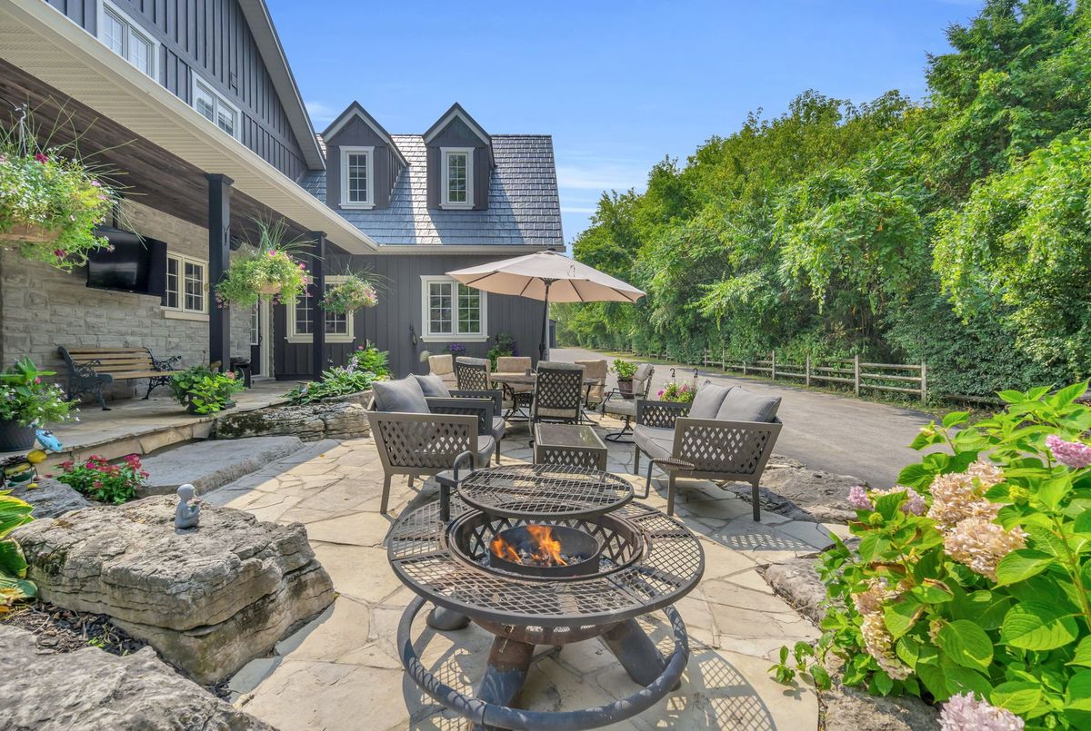 515 Lake Drive E Georgina 515 Lake Drive E Georgina