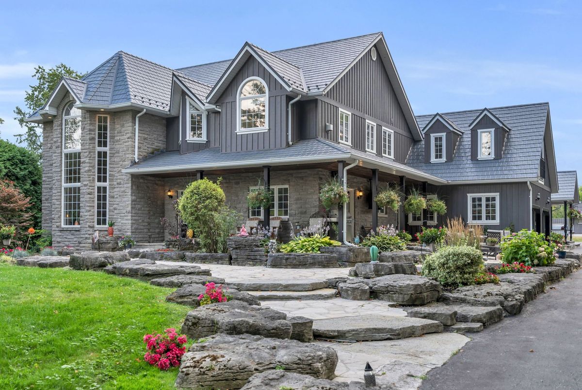 515 Lake Drive E Georgina 515 Lake Drive E Georgina