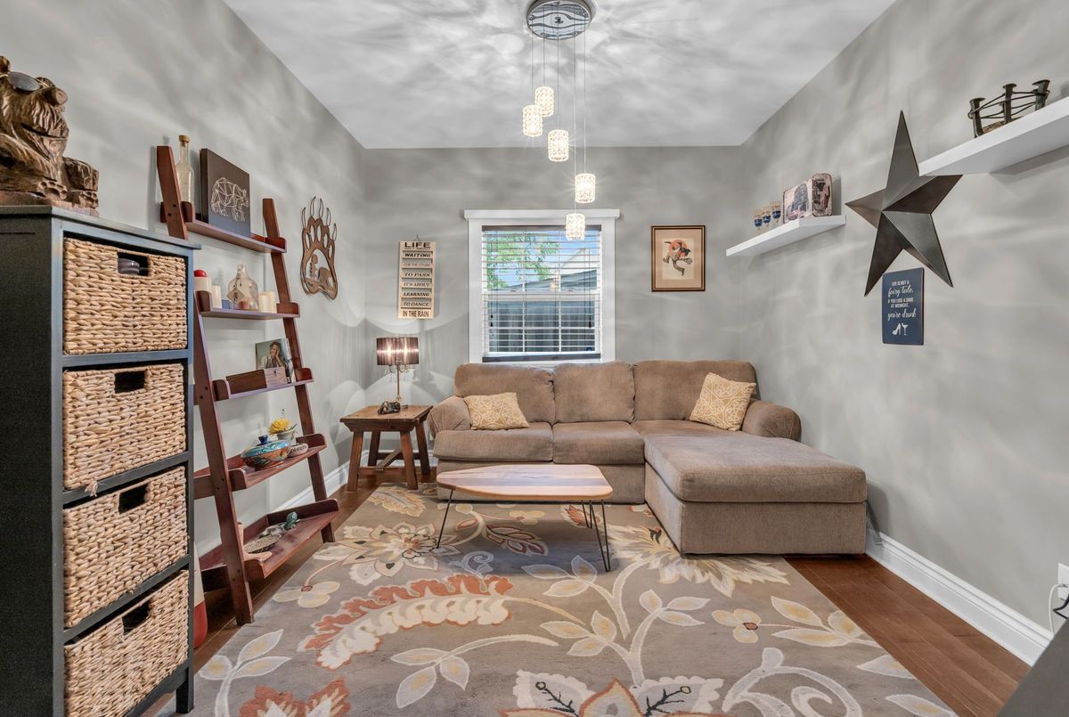 515 Lake Drive E Georgina 515 Lake Drive E Georgina