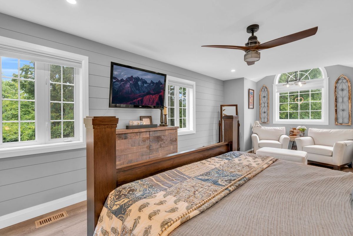 515 Lake Drive E Georgina 515 Lake Drive E Georgina