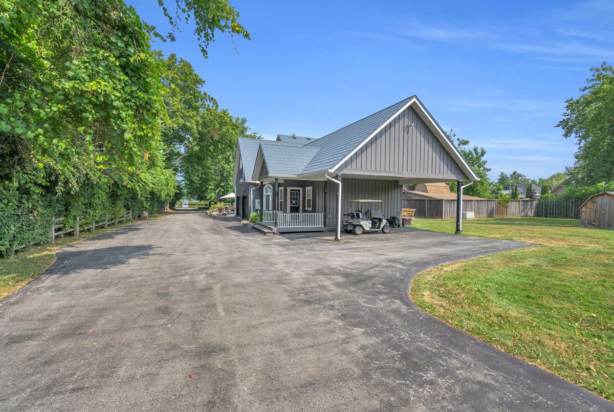 515 Lake Drive E Georgina 515 Lake Drive E Georgina