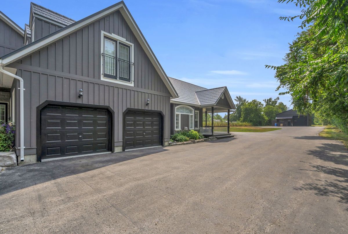 515 Lake Drive E Georgina 515 Lake Drive E Georgina