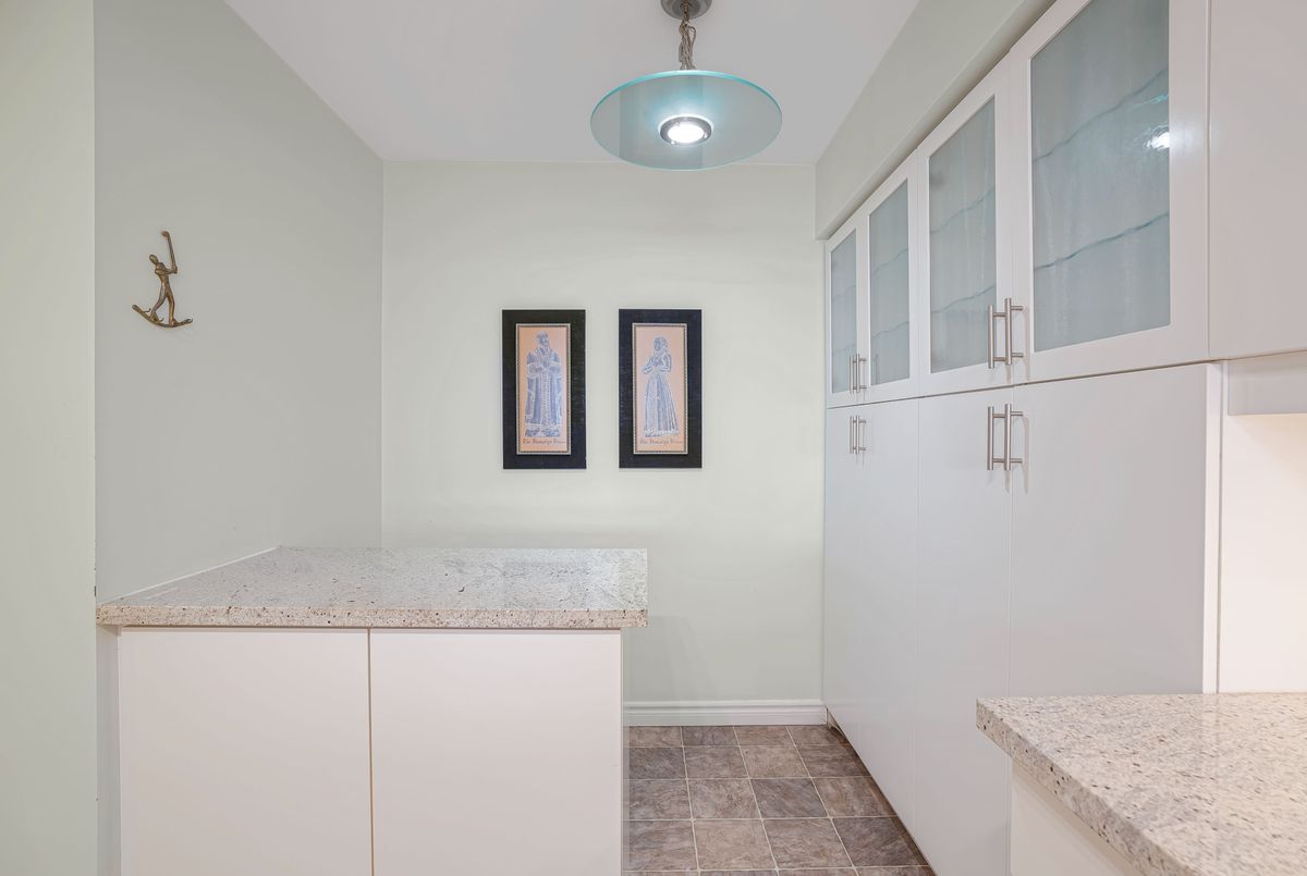 25 Austin Drive Markham 25 Austin Drive Markham