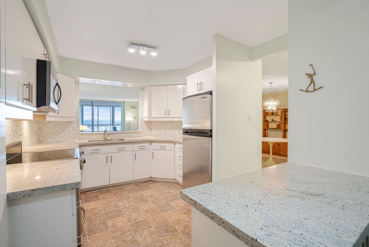 25 Austin Drive Markham 25 Austin Drive Markham