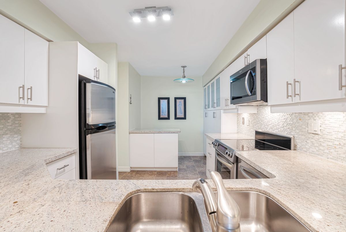 25 Austin Drive Markham 25 Austin Drive Markham