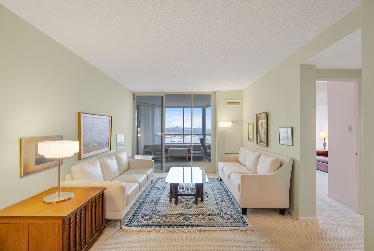 25 Austin Drive Markham 25 Austin Drive Markham