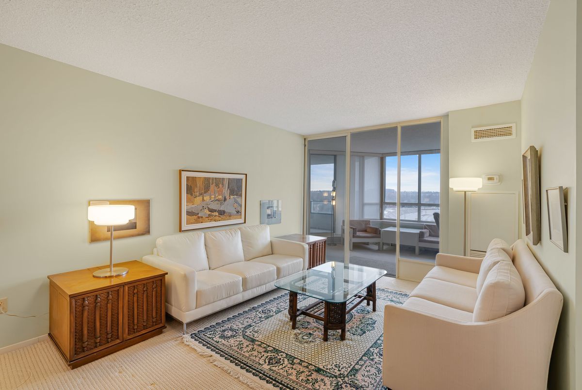 25 Austin Drive Markham 25 Austin Drive Markham