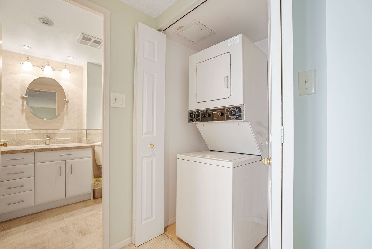 25 Austin Drive Markham 25 Austin Drive Markham