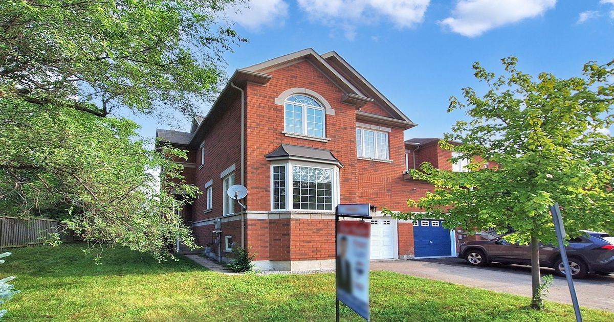 8 Townwood Drive Richmond Hill