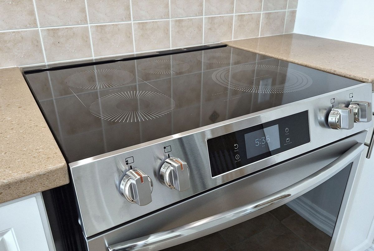 8 Townwood Drive Richmond Hill 8 Townwood Drive Richmond Hill