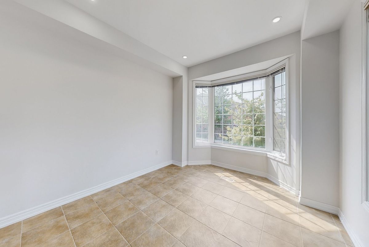 8 Townwood Drive Richmond Hill 8 Townwood Drive Richmond Hill