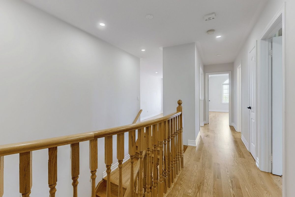 8 Townwood Drive Richmond Hill 8 Townwood Drive Richmond Hill