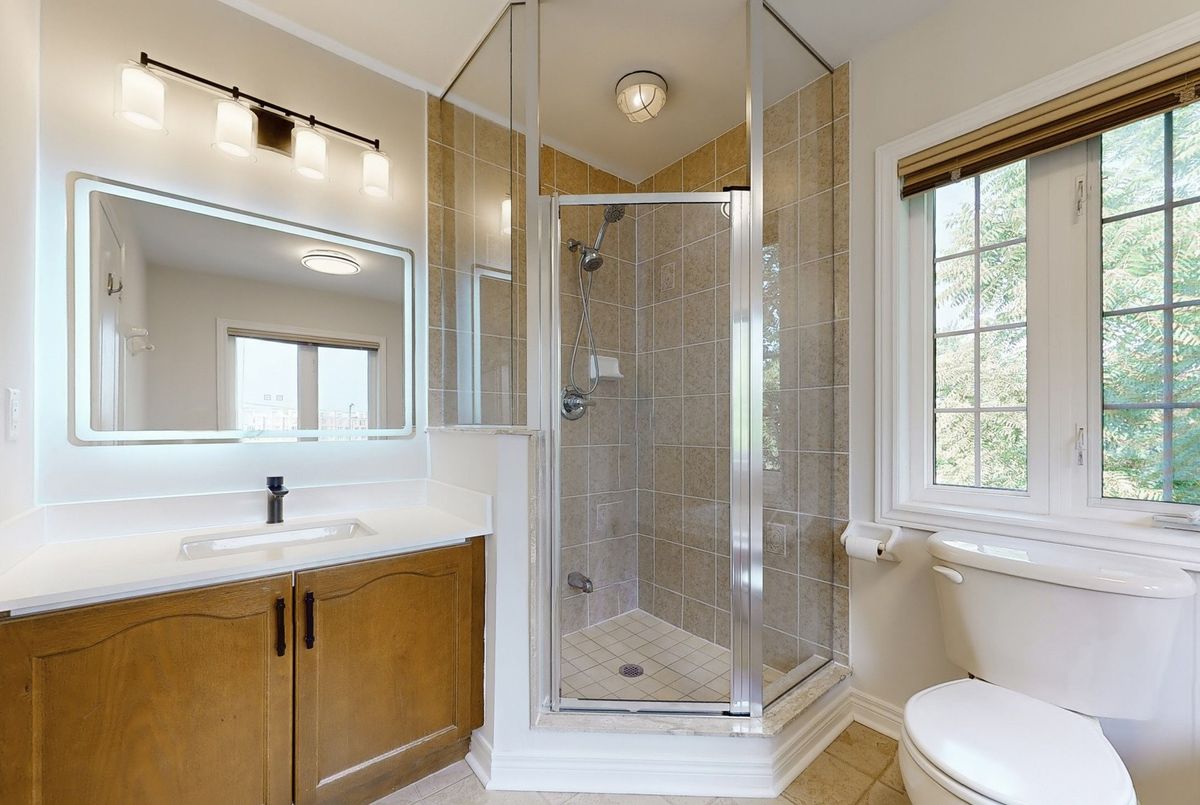 8 Townwood Drive Richmond Hill 8 Townwood Drive Richmond Hill