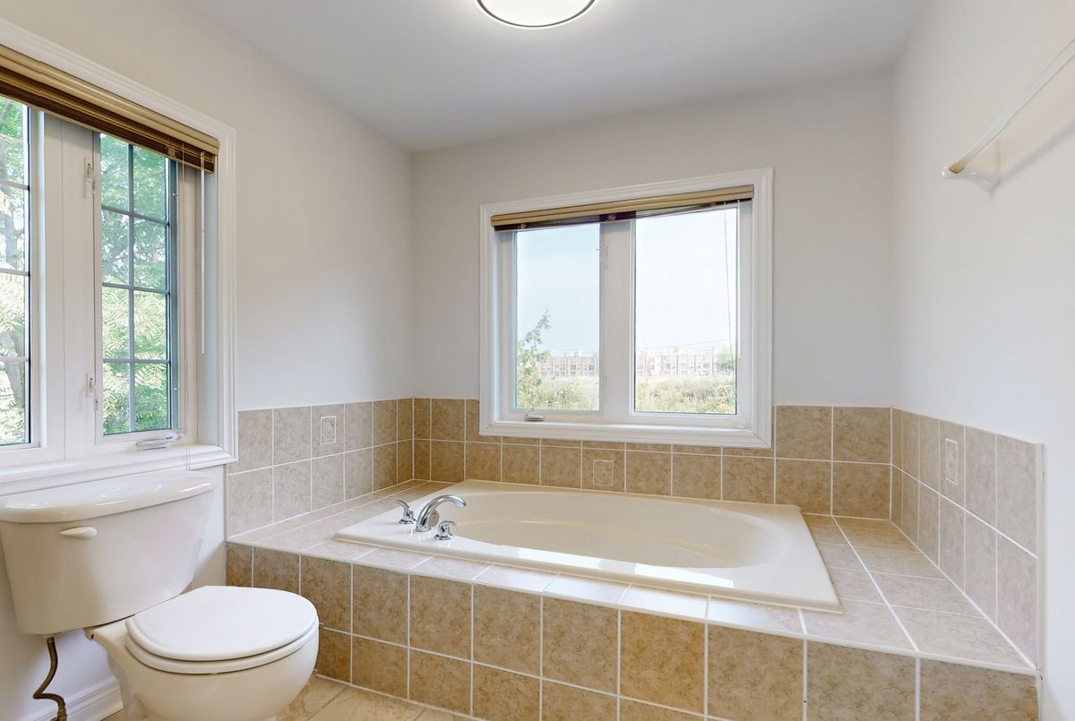 8 Townwood Drive Richmond Hill 8 Townwood Drive Richmond Hill