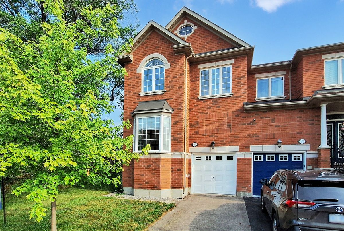 8 Townwood Drive Richmond Hill 8 Townwood Drive Richmond Hill