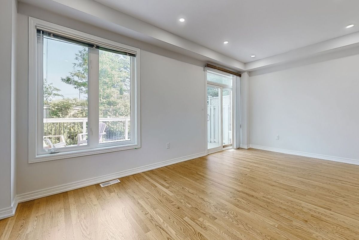 8 Townwood Drive Richmond Hill 8 Townwood Drive Richmond Hill