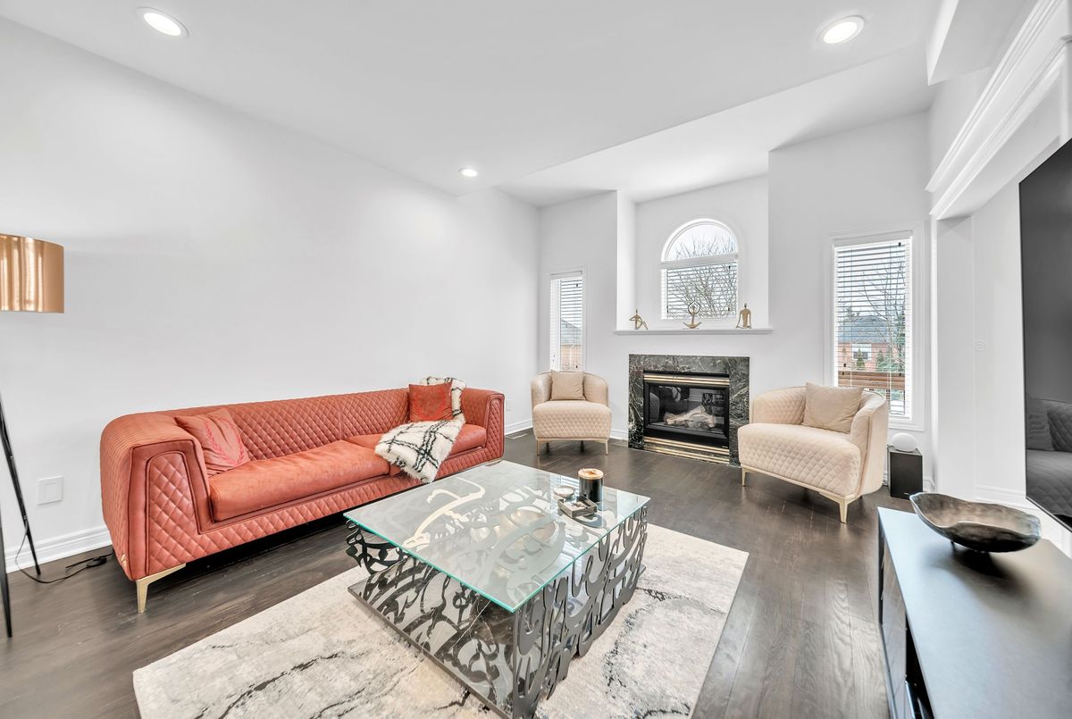 406 Hewitt Circle Newmarket 406 Hewitt Circle Newmarket