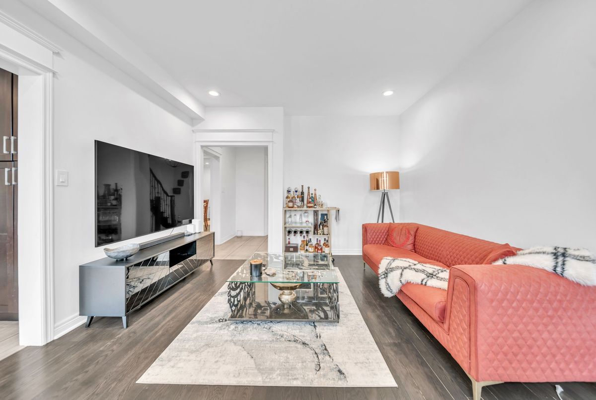 406 Hewitt Circle Newmarket 406 Hewitt Circle Newmarket