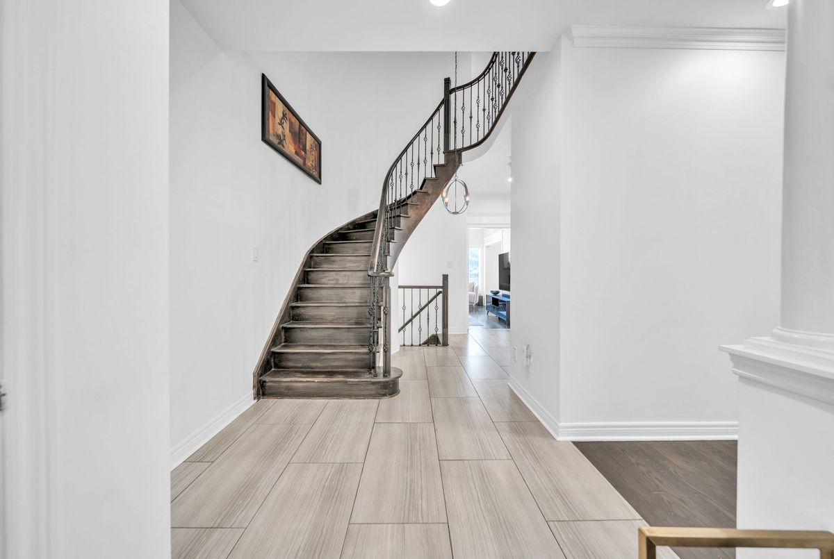 406 Hewitt Circle Newmarket 406 Hewitt Circle Newmarket