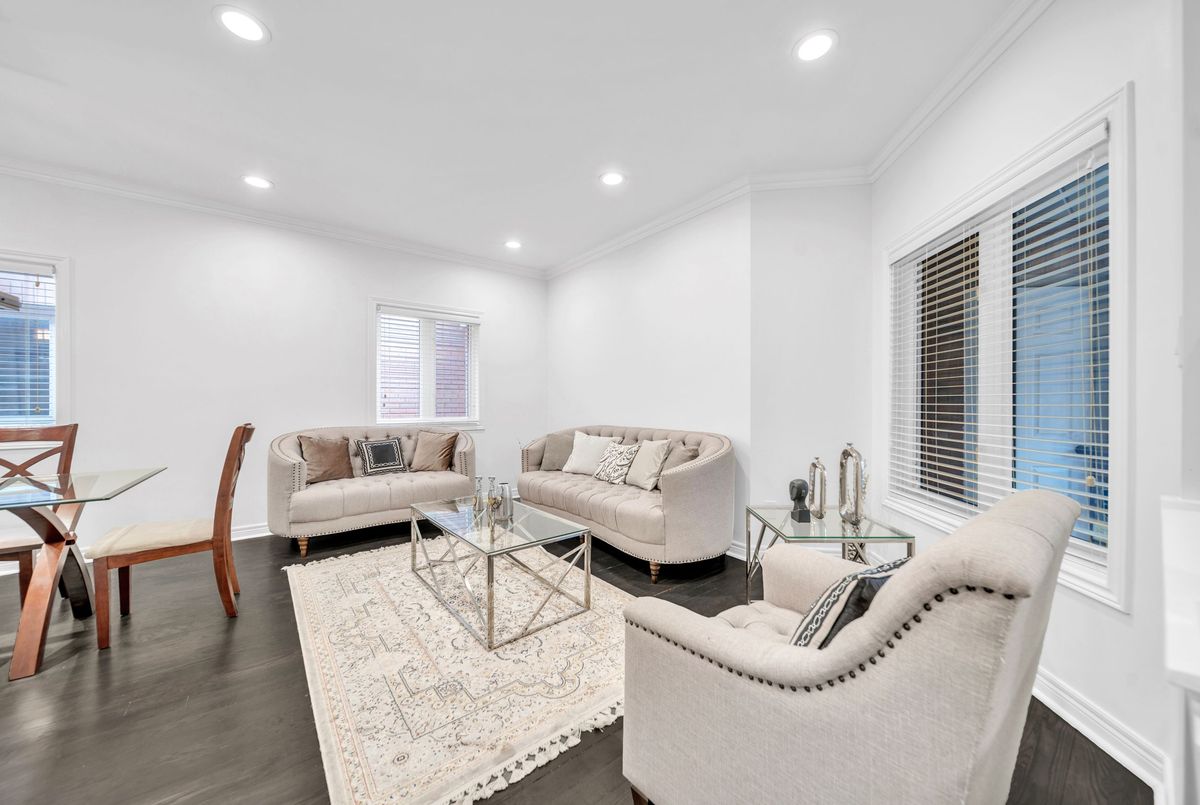 406 Hewitt Circle Newmarket 406 Hewitt Circle Newmarket