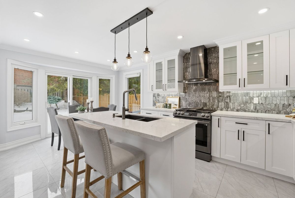 2 Meyer Circle Markham 2 Meyer Circle Markham