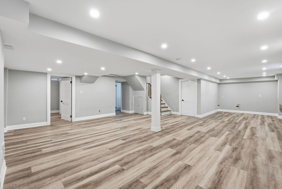 2 Meyer Circle Markham 2 Meyer Circle Markham