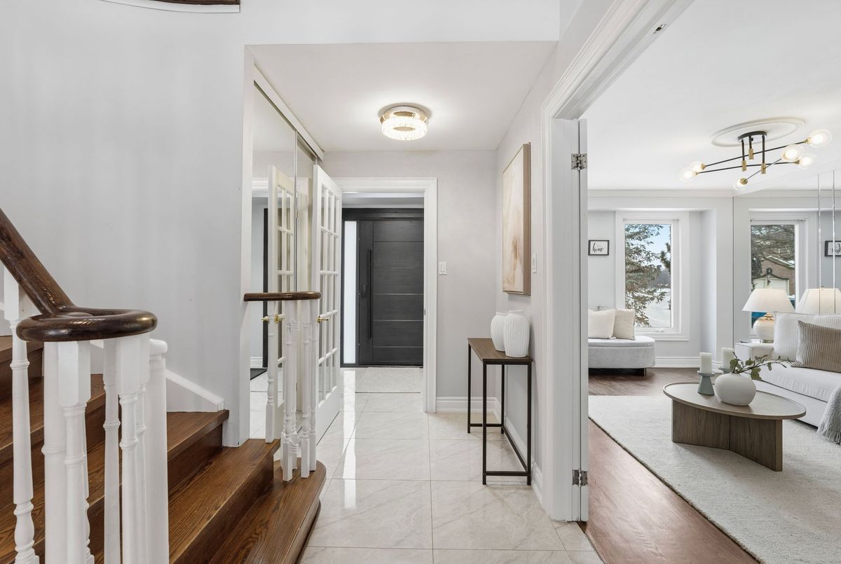 2 Meyer Circle Markham 2 Meyer Circle Markham