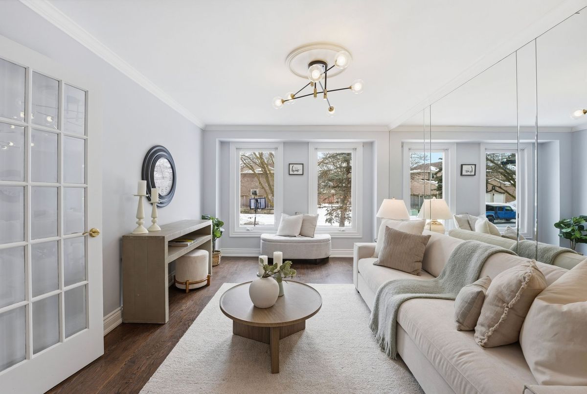 2 Meyer Circle Markham 2 Meyer Circle Markham