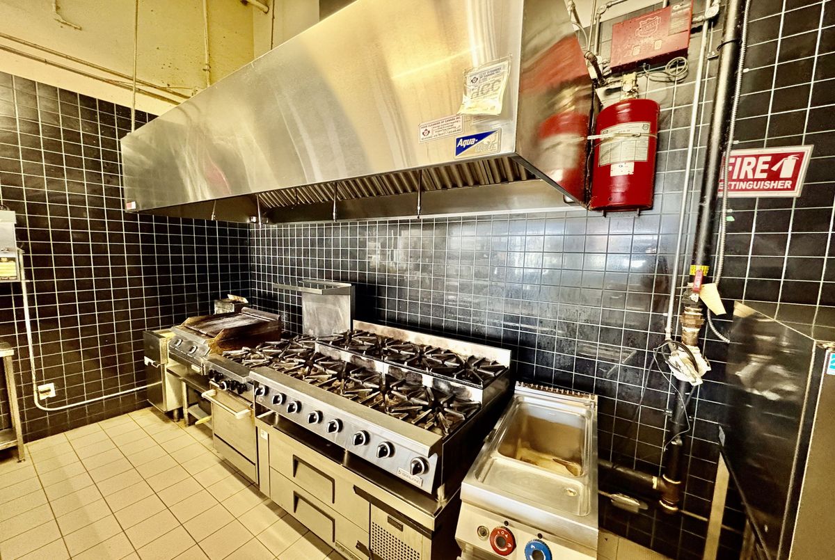 444 Holland Street W Bradford West Gwillimbury 444 Holland Street W Bradford West Gwillimbury