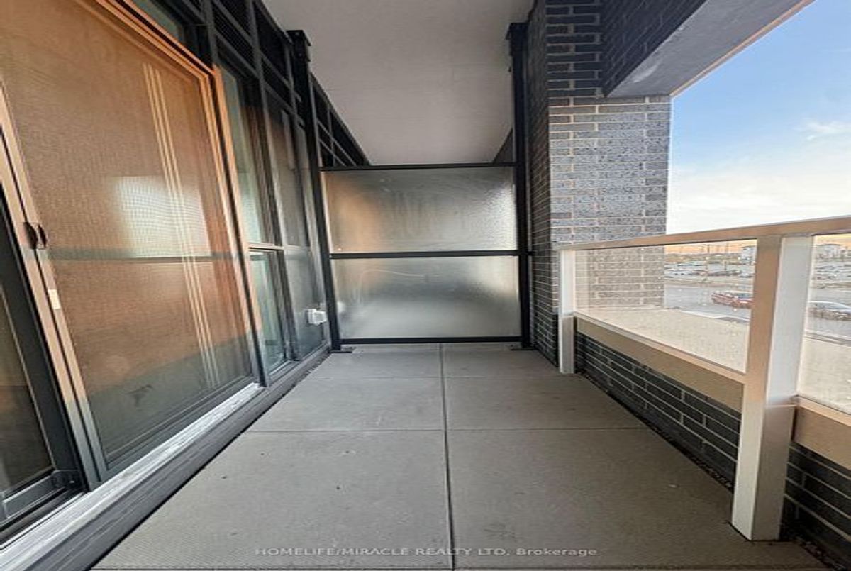 195 Commerce Street Vaughan 195 Commerce Street Vaughan