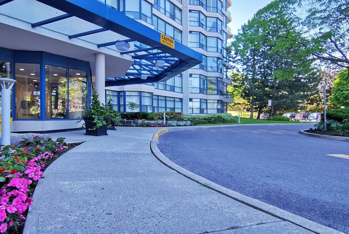 1 Clark Avenue W Vaughan 1 Clark Avenue W Vaughan