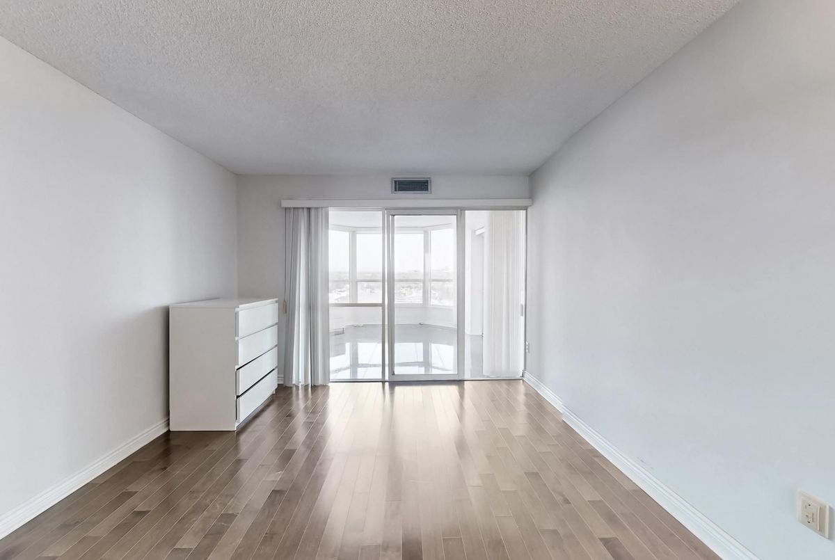 1 Clark Avenue W Vaughan 1 Clark Avenue W Vaughan