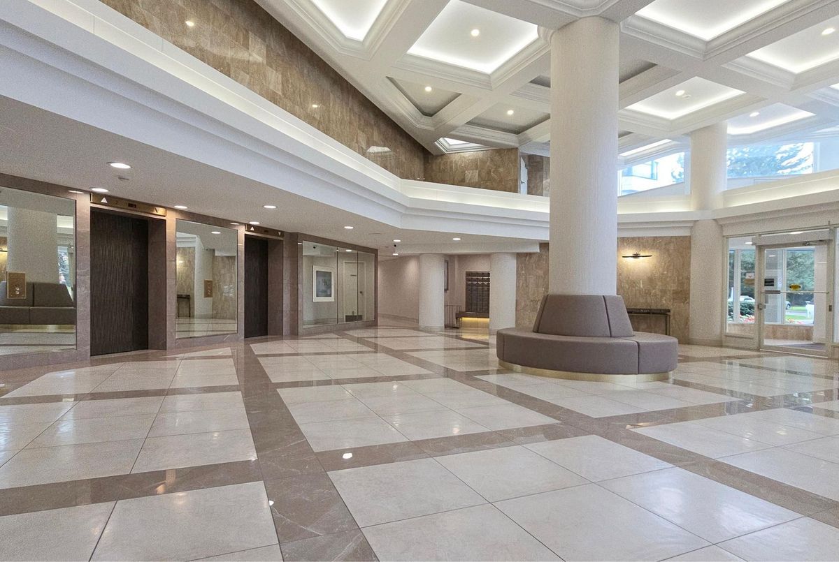 1 Clark Avenue W Vaughan 1 Clark Avenue W Vaughan