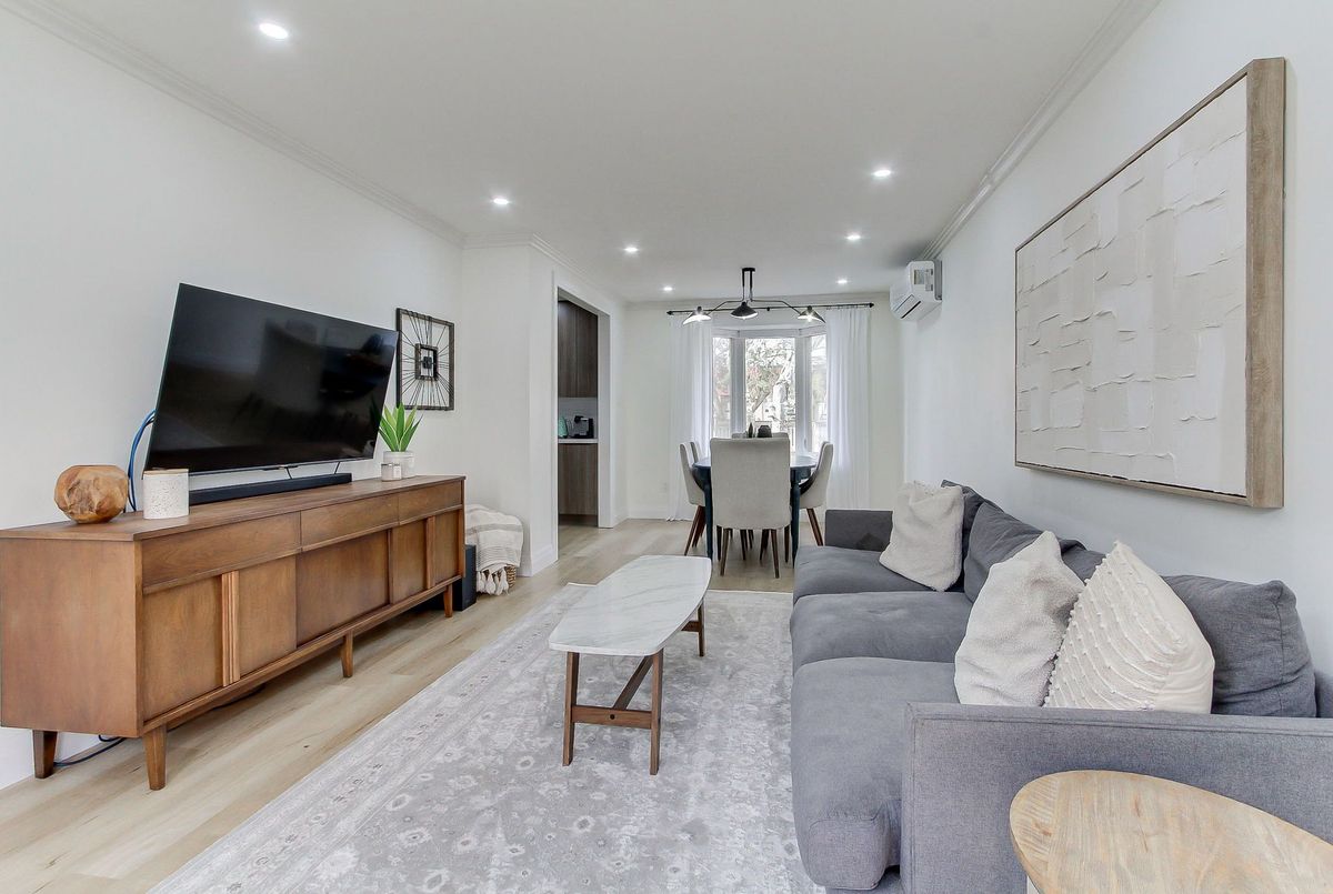 388 Terry Drive Newmarket 388 Terry Drive Newmarket