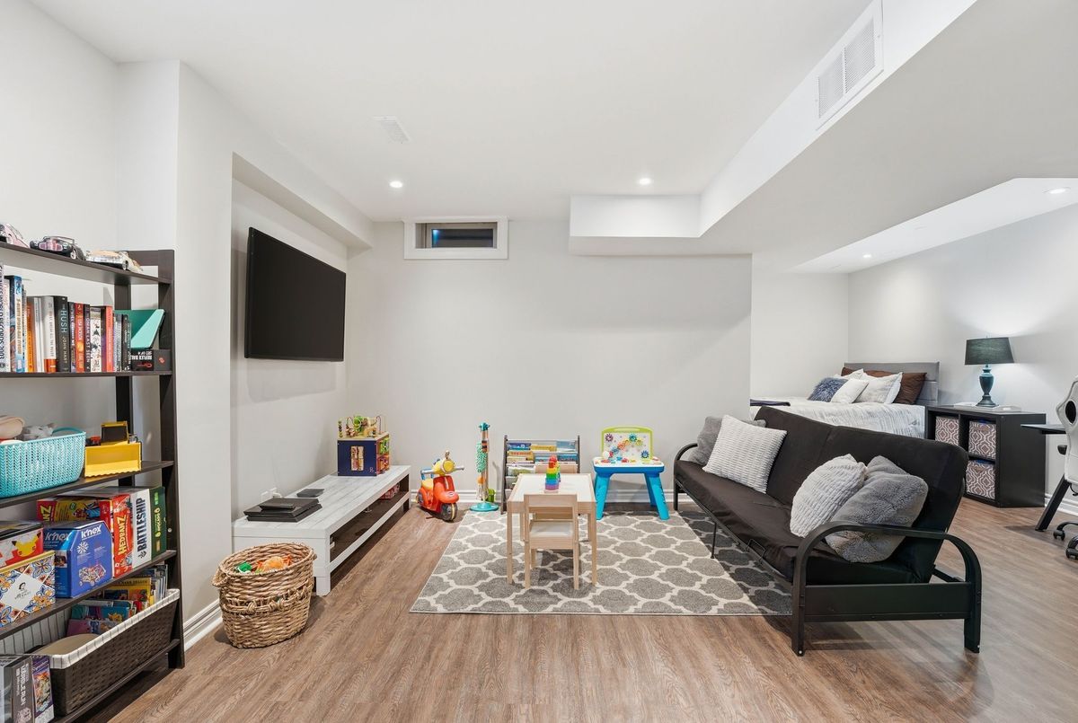 55 Christina Crescent Bradford West Gwillimbury 55 Christina Crescent Bradford West Gwillimbury