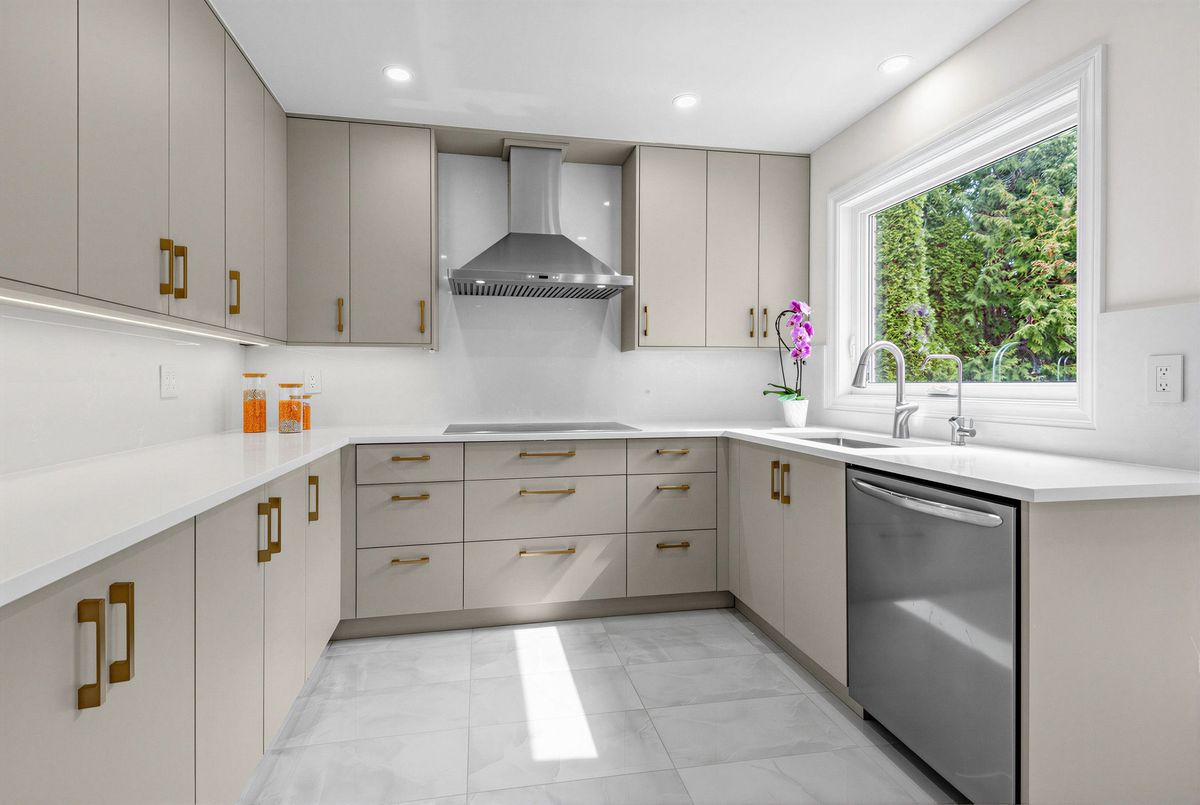 986 Stonehaven Avenue Newmarket 986 Stonehaven Avenue Newmarket