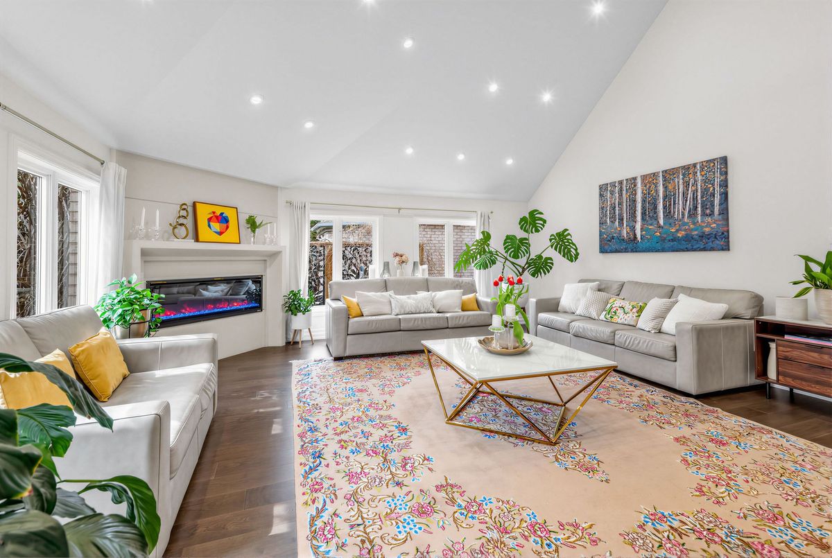 986 Stonehaven Avenue Newmarket 986 Stonehaven Avenue Newmarket