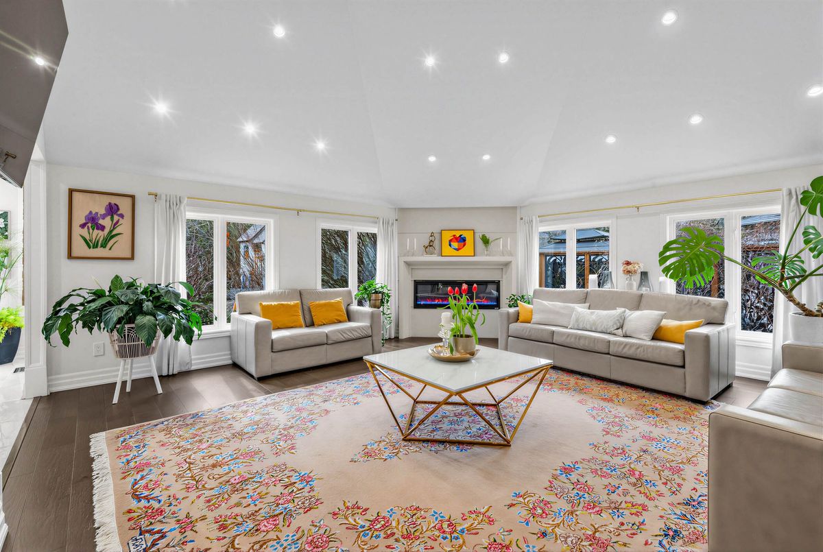 986 Stonehaven Avenue Newmarket 986 Stonehaven Avenue Newmarket