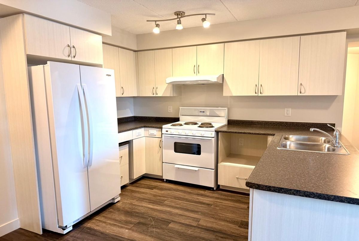 275 Woodbridge Avenue Vaughan 275 Woodbridge Avenue Vaughan