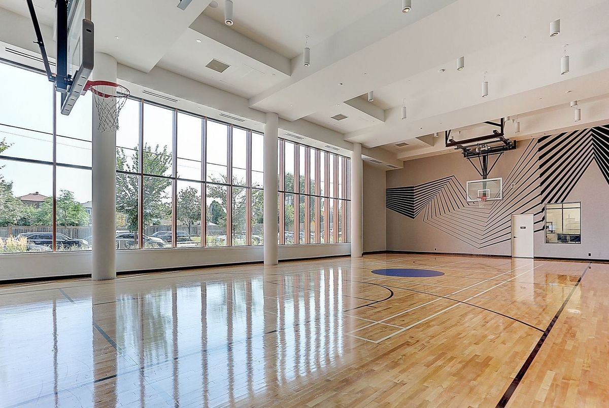 7950 Bathurst Street Vaughan 7950 Bathurst Street Vaughan