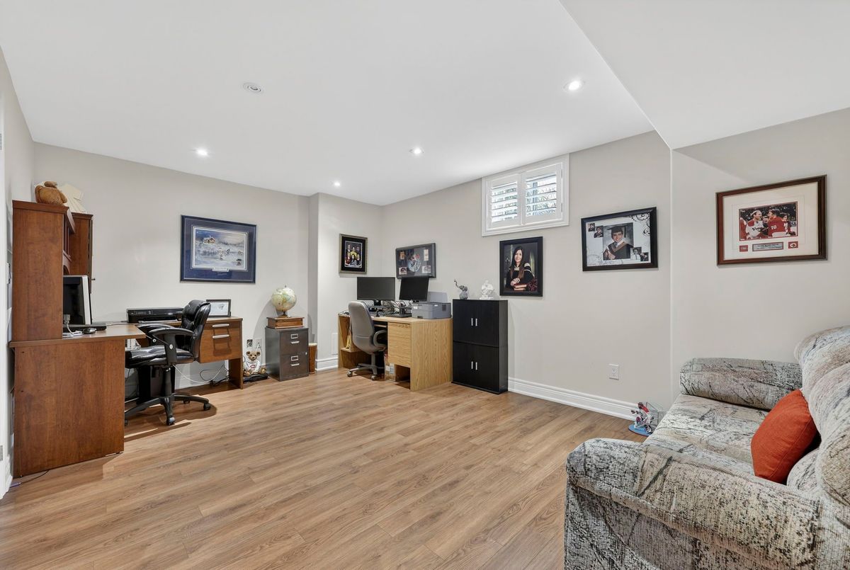 19 Shore Crescent Georgina 19 Shore Crescent Georgina