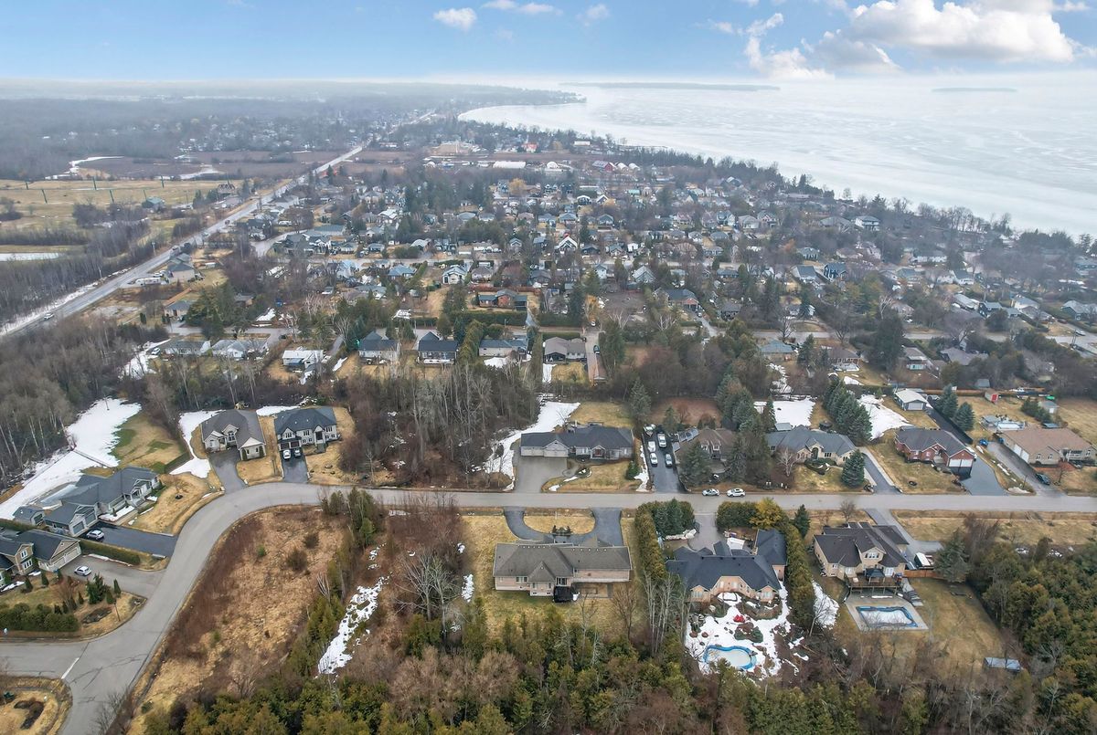 19 Shore Crescent Georgina 19 Shore Crescent Georgina