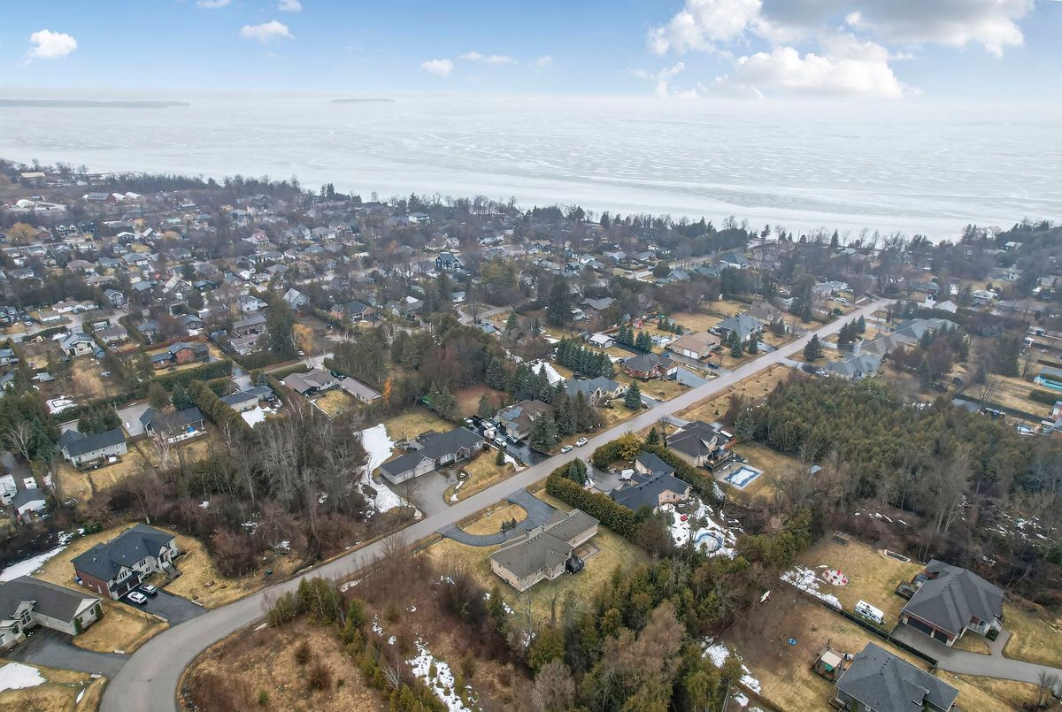 19 Shore Crescent Georgina 19 Shore Crescent Georgina