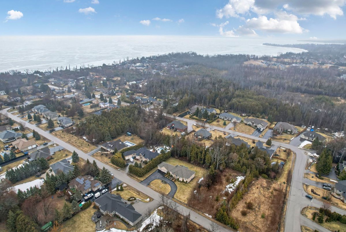 19 Shore Crescent Georgina 19 Shore Crescent Georgina