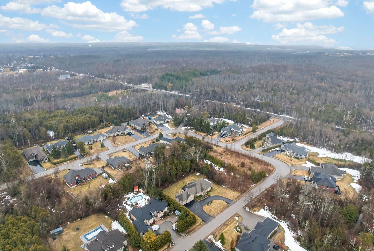 19 Shore Crescent Georgina 19 Shore Crescent Georgina