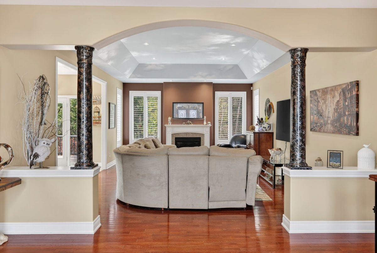 19 Shore Crescent Georgina 19 Shore Crescent Georgina