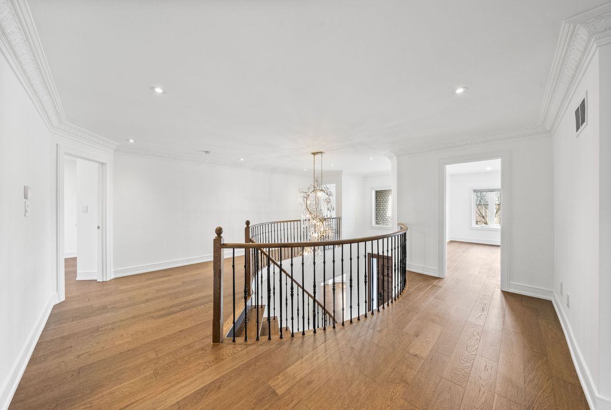 12 Fisico Court Richmond Hill 12 Fisico Court Richmond Hill